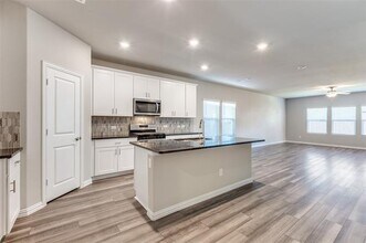 1407 Mahogany Dr in Melissa, TX - Building Photo - Building Photo