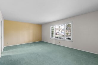 640 Newcastle Cir in Santa Maria, CA - Building Photo - Building Photo
