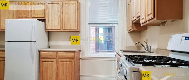 72 Longwood Ave, Unit 1R in Brookline, MA - Building Photo - Building Photo