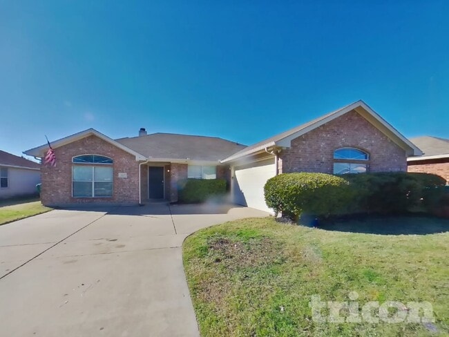 917 Red Oak Trails in Cedar Hill, TX - Building Photo - Building Photo