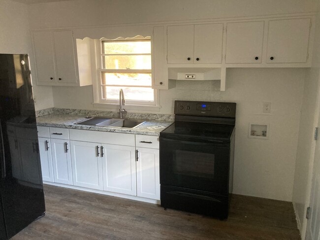 2547 Washington St in Austell, GA - Building Photo - Building Photo