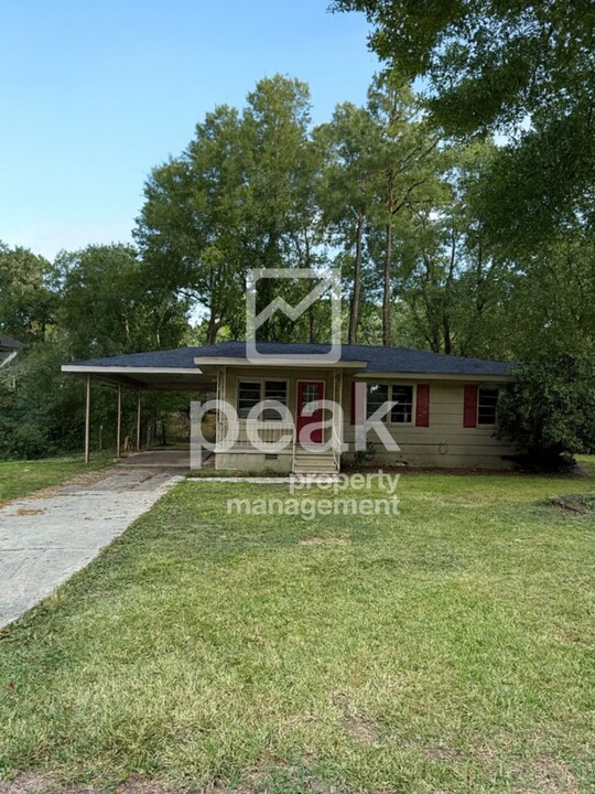125 16th Ct Cir NE in Center Point, AL - Building Photo