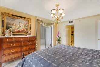 9950 S Ocean Dr in Jensen Beach, FL - Building Photo - Building Photo