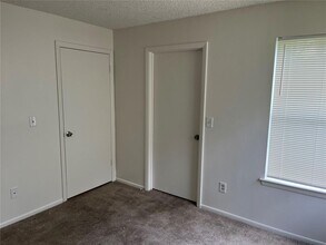 2564 Grassy Point Dr in Lake Mary, FL - Building Photo - Building Photo