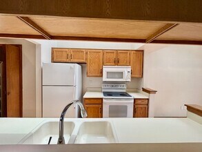 8020 Holland Ct in Arvada, CO - Building Photo - Building Photo