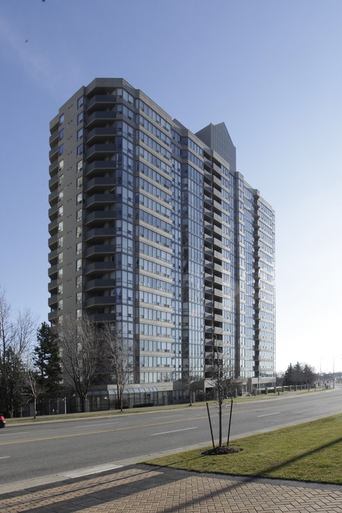 The Centre in Mississauga, ON - Building Photo