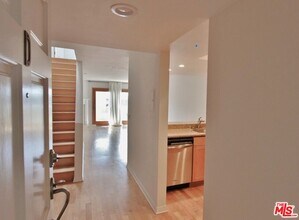 328 Culver Blvd in Los Angeles, CA - Building Photo - Building Photo