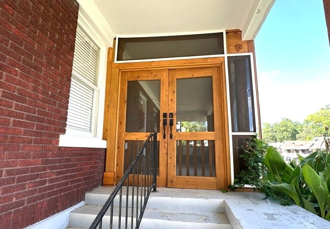 903 N Belvedere Blvd in Memphis, TN - Building Photo - Building Photo