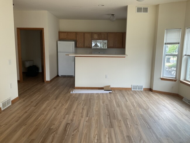 3044 Providence St in Sun Prairie, WI - Foto de edificio - Building Photo