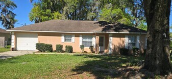 5496 NW 57th Ave in Ocala, FL - Building Photo