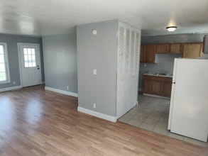 14 N Ritchie Ave in Ravenswood, WV - Building Photo - Building Photo