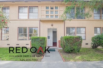 3370 W 83rd St in Inglewood, CA - Building Photo - Building Photo