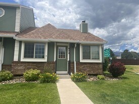 870 London Green Way in Colorado Springs, CO - Building Photo