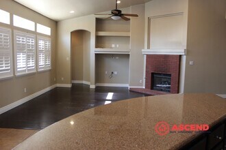 309 Barkine Ct in Bakersfield, CA - Building Photo - Building Photo