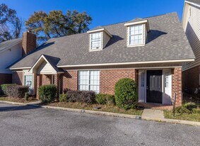 6401 Cedar Bend Ct in Mobile, AL - Building Photo