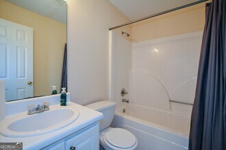 4511 Ravenwood Pl in Union City, GA - Building Photo - Building Photo