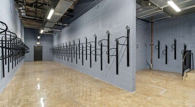 5440 N Sheridan Rd in Chicago, IL - Foto de edificio - Building Photo