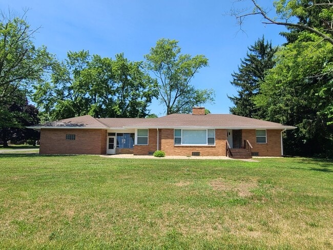 property at 1648 Columbus Ave