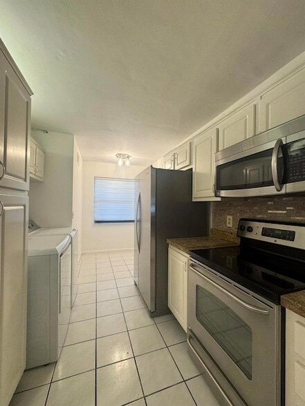 2018 SW 29th Ct, Unit 06B2 in Delray Beach, FL - Building Photo - Building Photo