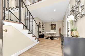 1305 Birdsall St in Houston, TX - Building Photo - Building Photo