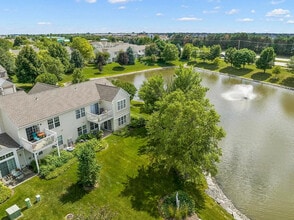 2503 Sheehan Dr, Unit 104 in Naperville, IL - Building Photo - Building Photo