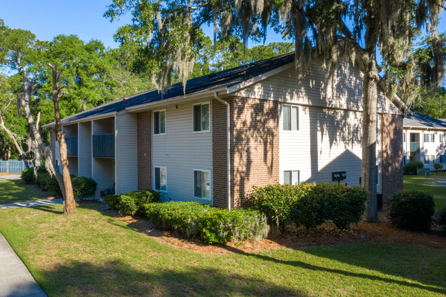 Wilderness Cove Apartments in Beaufort, SC - Building Photo - Building Photo