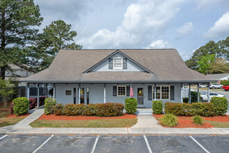 Vesta Creeks Run Townhomes and Apartments in North Charleston, SC - Foto de edificio - Building Photo