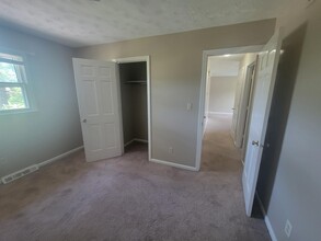 3351 Moundview Ct in Lexington, KY - Building Photo - Building Photo