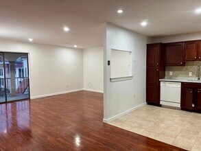 685 Oak St in Brockton, MA - Building Photo - Building Photo