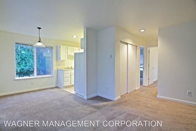 7041 S 116th Pl in Seattle, WA - Building Photo - Building Photo