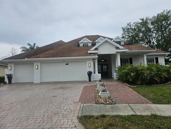 property at 1184 Riveredge Dr