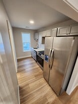 48 Riverdale St, Unit 3 in Providence, RI - Building Photo