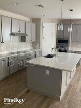 18530 W Robin Ln in Surprise, AZ - Building Photo - Building Photo