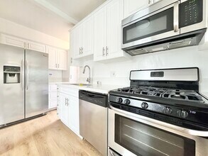 2601 14th St in Santa Monica, CA - Foto de edificio - Building Photo