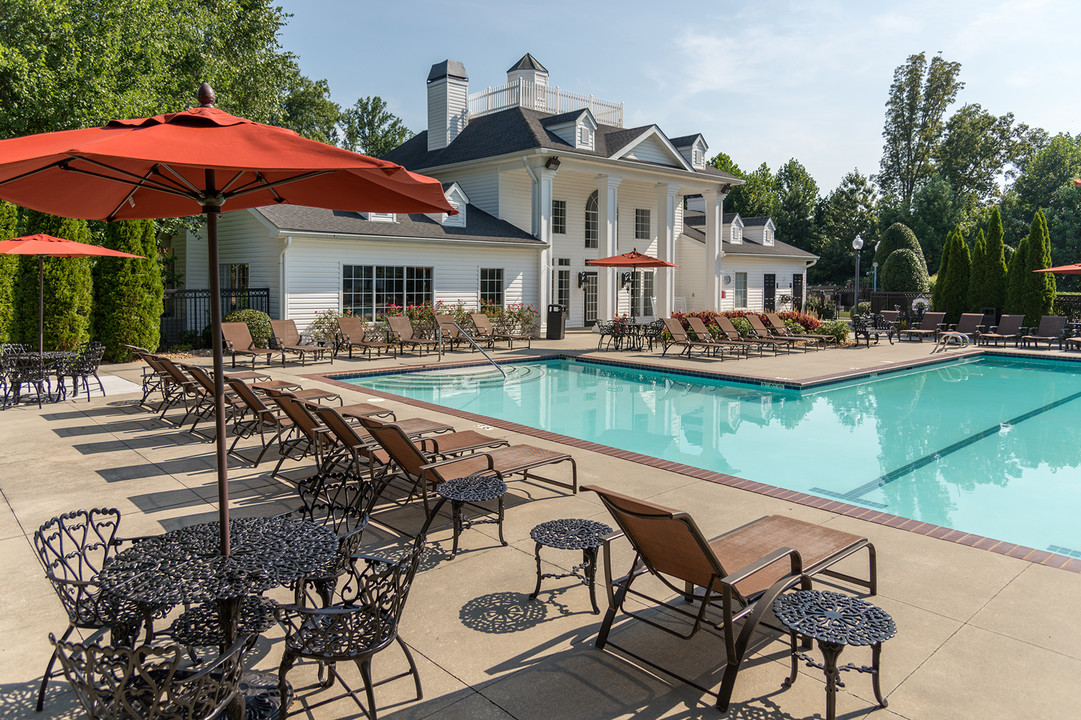 Swift Creek Commons Apartments in Midlothian, VA - Building Photo