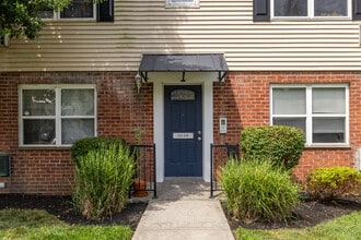 Patricia Apartments in Peekskill, NY - Building Photo - Building Photo