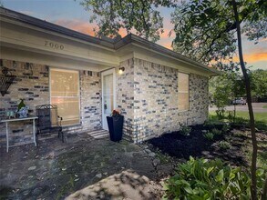 7002 Lincoln Dr in North Richland Hills, TX - Building Photo - Building Photo