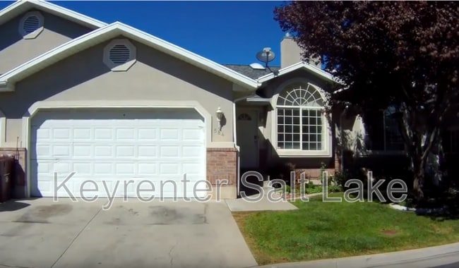 property at 584 W 760 N
