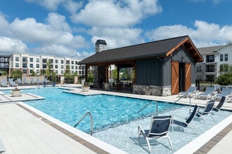 Heights at Sawnee Village in Cumming, GA - Foto de edificio - Other