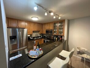3030 Suncrest Dr unit 402, Unit 3030 Suncrest Dr. 402 in San Diego, CA - Building Photo - Building Photo