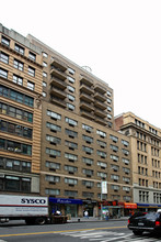 295 Park Avenue South in New York, NY - Building Photo - Building Photo