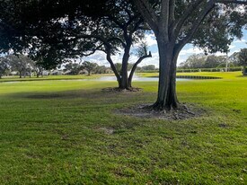 12830 Briarlake Dr in West Palm Beach, FL - Building Photo