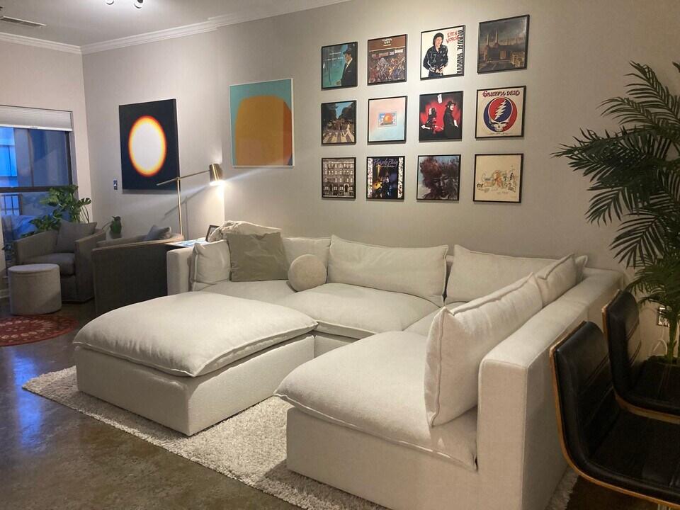 1803 Broadway, Unit 609 in Nashville, TN - Building Photo