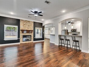 114 Audubon Woods Dr in Richwood, TX - Building Photo - Building Photo