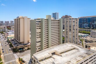 The Woodrose in Honolulu, HI - Building Photo - Building Photo