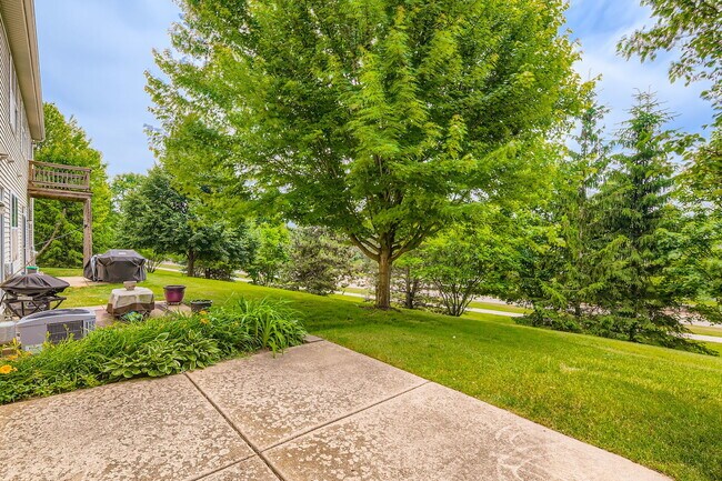 1200 Waverly Dr in Volo, IL - Building Photo - Building Photo
