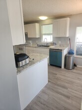 4699 SE Bywood Ter in Stuart, FL - Foto de edificio - Building Photo