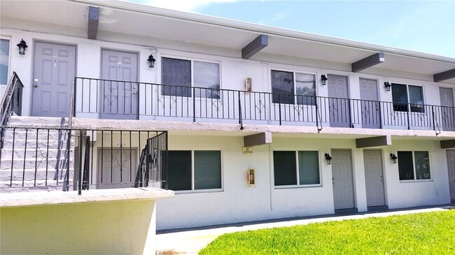 715 NE 2nd Ave in Fort Lauderdale, FL - Building Photo - Building Photo