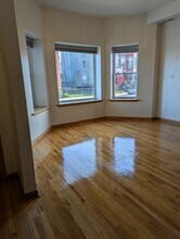 3212 W Warren Blvd, Unit 1 in Chicago, IL - Building Photo - Building Photo