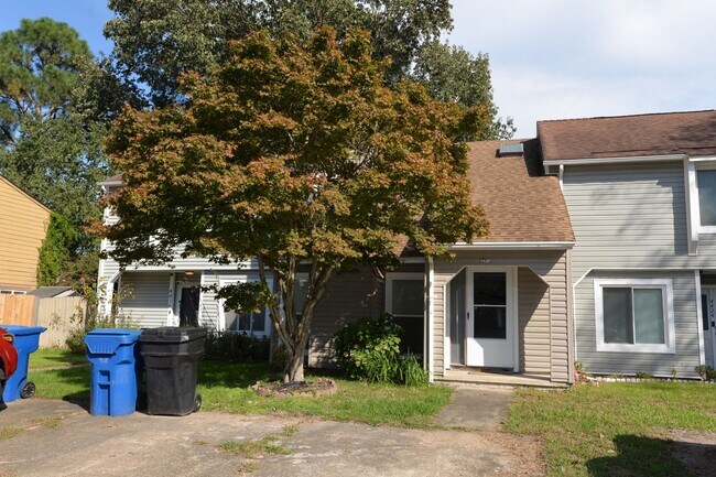4420 Silverleaf Dr in Virginia Beach, VA - Building Photo - Building Photo